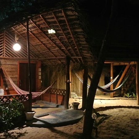 Water Music Arugam Bay Exterior photo