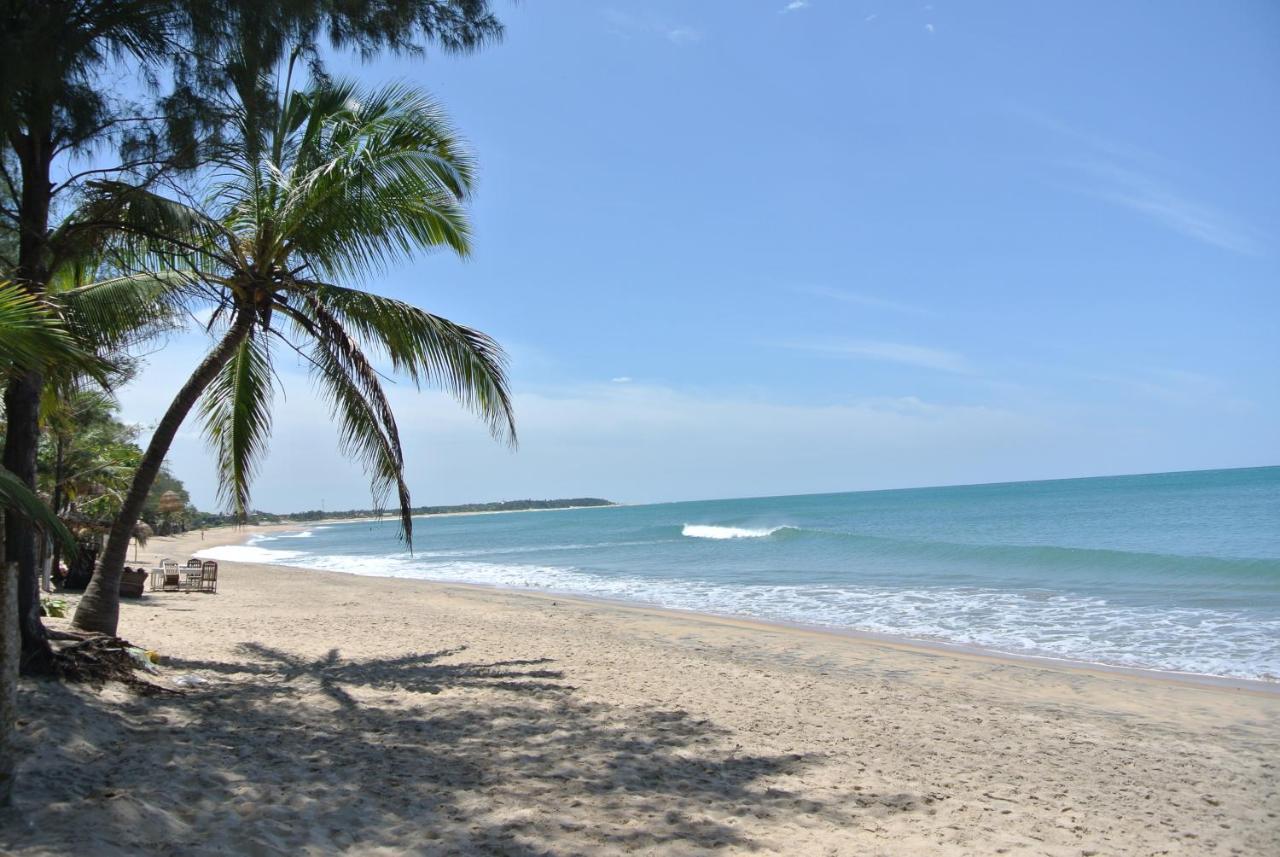 Water Music Arugam Bay Exterior photo