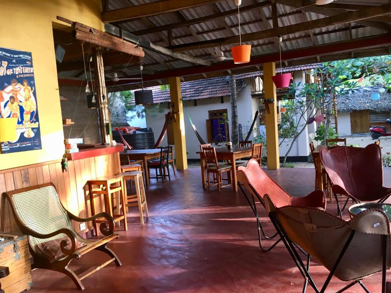 Water Music Arugam Bay Exterior photo