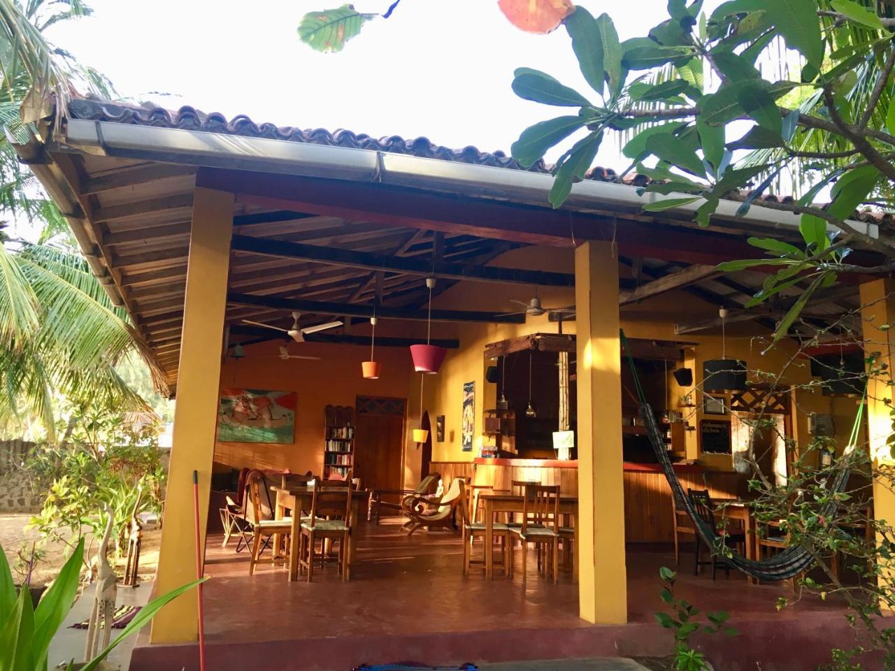 Water Music Arugam Bay Exterior photo
