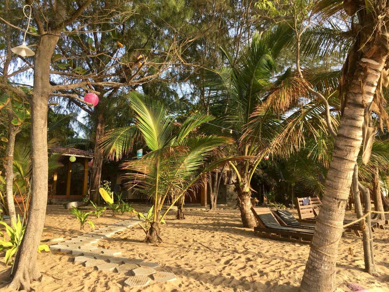 Water Music Arugam Bay Exterior photo